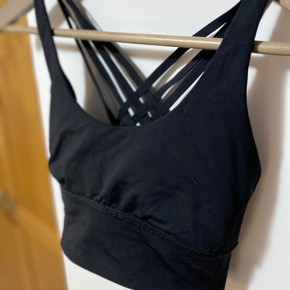 Lululemon Bra Top/ Tank Sz 6  with pads NWOT - Picture 4 of 6